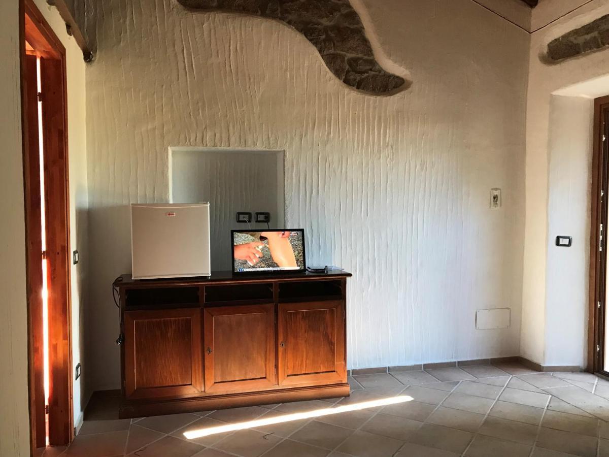 Li Casacci Bed & Breakfast Arzachena Luaran gambar